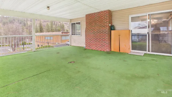 $385,000 | 12686 Laqa Avenue, Orofino, ID 83544