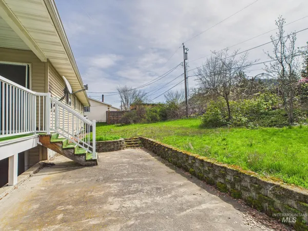 $385,000 | 12686 Laqa Avenue, Orofino, ID 83544