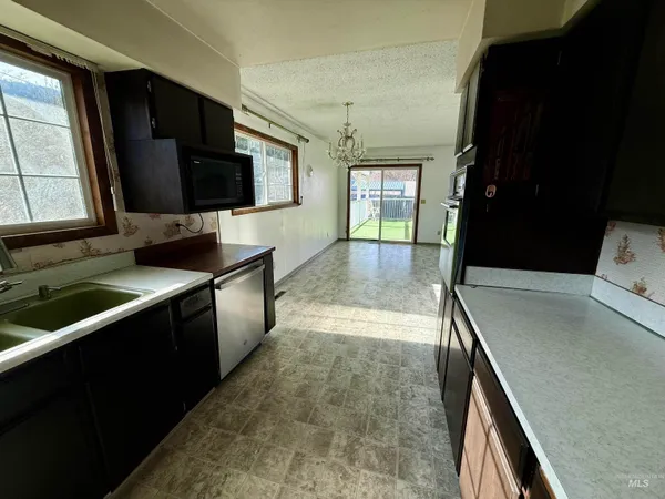 $385,000 | 12686 Laqa Avenue, Orofino, ID 83544