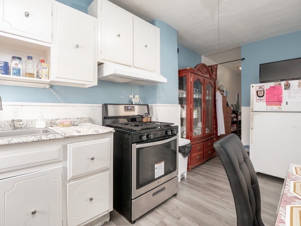 20 Ferry Street, Unit B Everett, MA 02149 - Photo 17 of 33