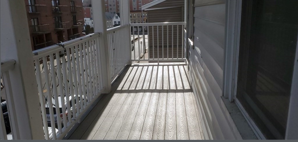 20 Ferry Street, Unit B Everett, MA 02149 - Photo 5 of 33