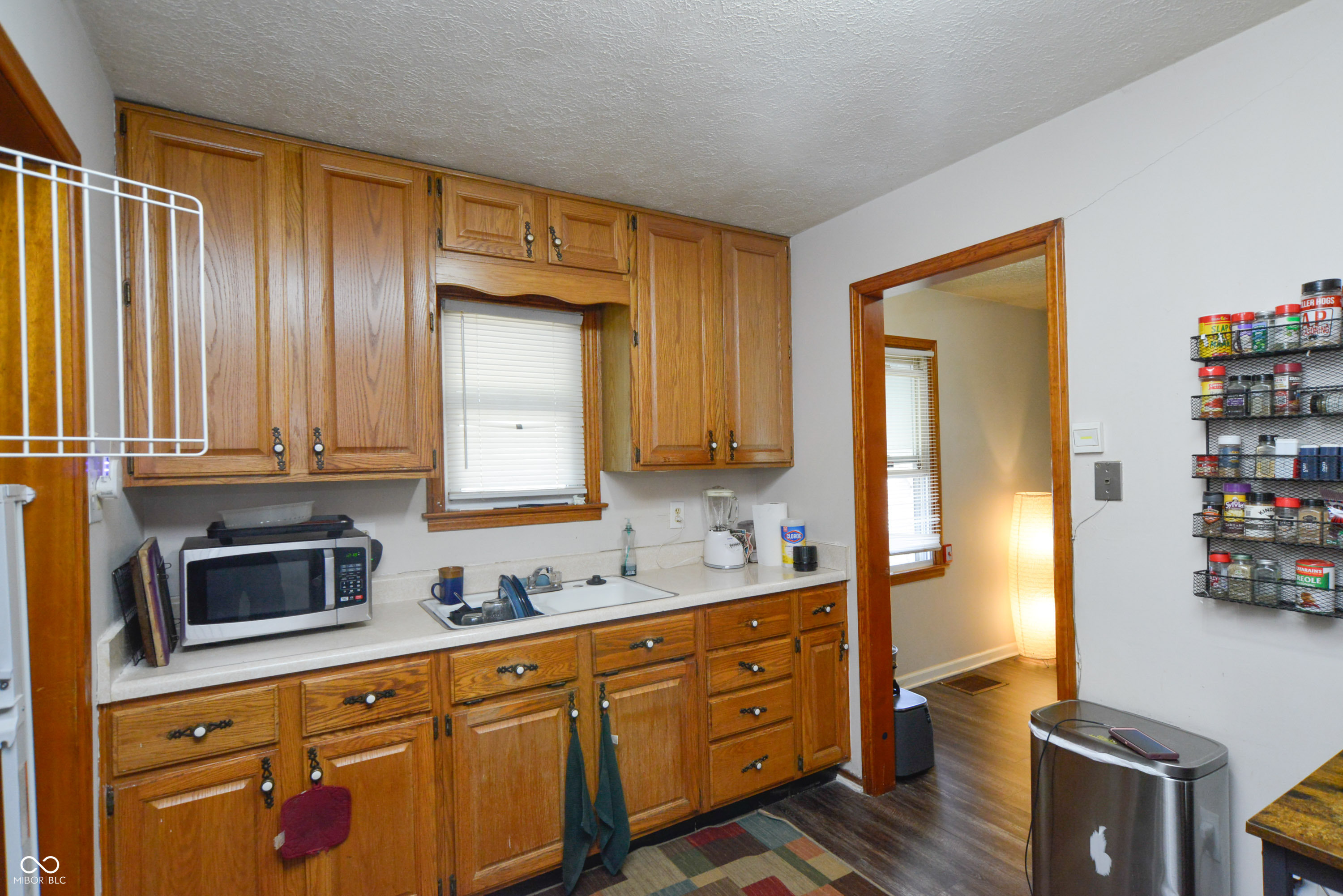 3915 Brookville Road Indianapolis, IN 46201 - Photo 8 of 32