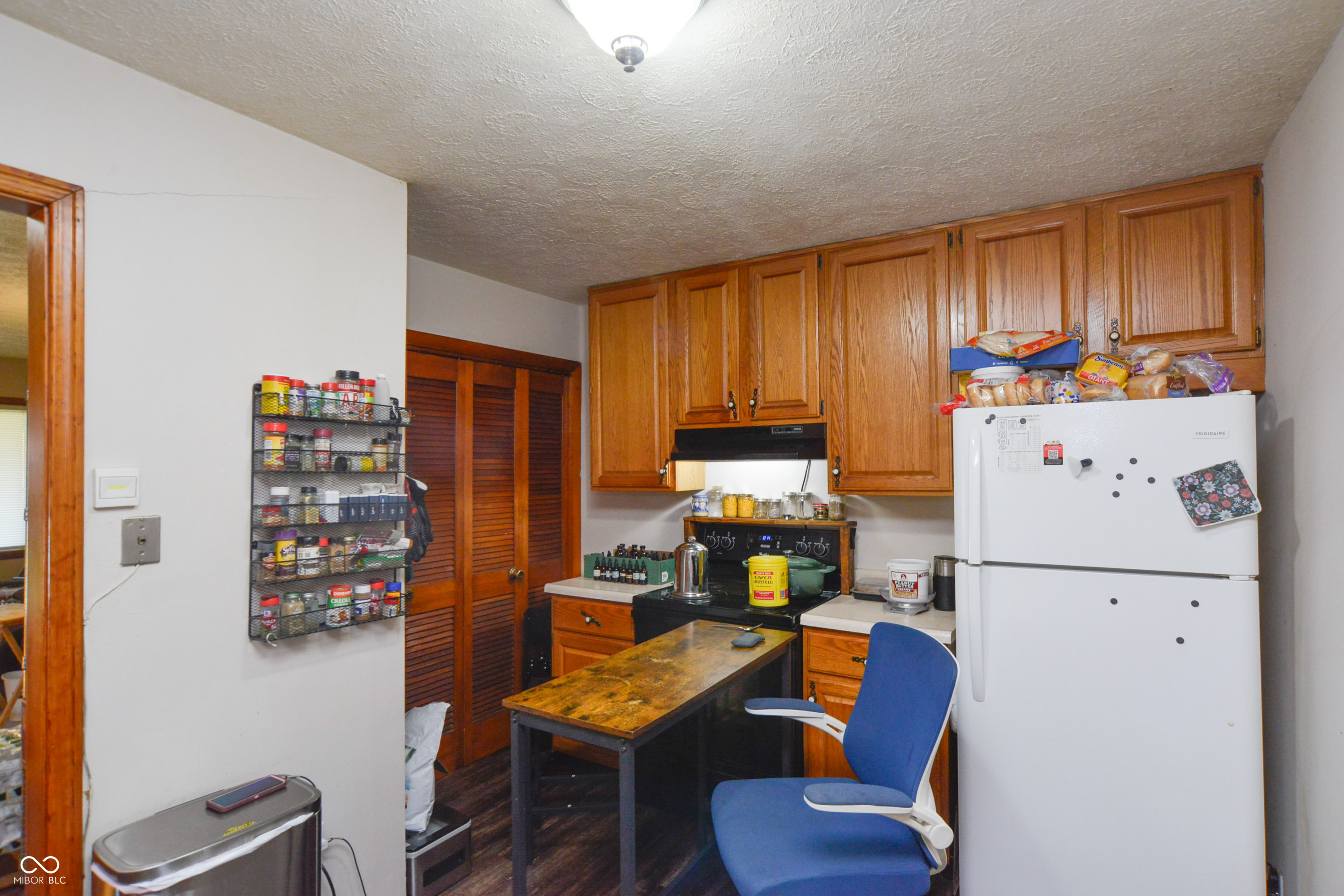 3915 Brookville Road Indianapolis, IN 46201 - Photo 10 of 32