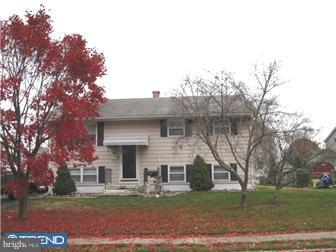 18 Elmont Road Hamilton, NJ 08610 - Photo 1 of 2 Exterior Front