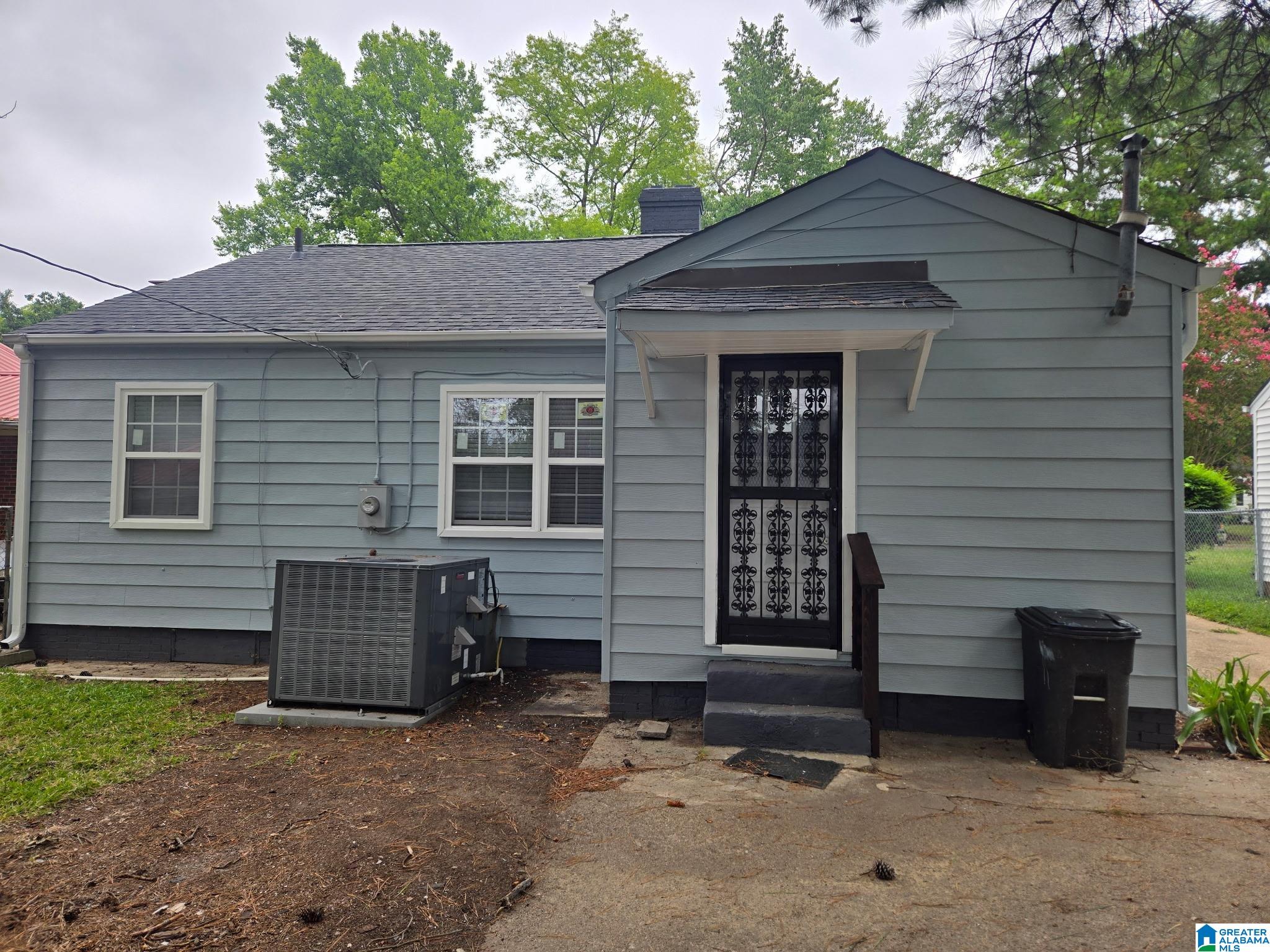 728 Center Place Southwest Birmingham, AL 35211 - Photo 14 of 14