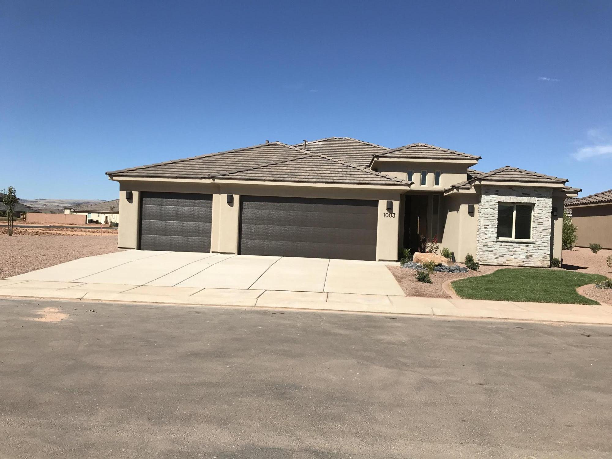 1003 East 4040th Street South St. George, UT 84790 - Photo 1 of 1 Front