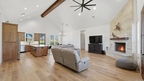 $779,777 | 1130 Church, Seguin, TX 78155