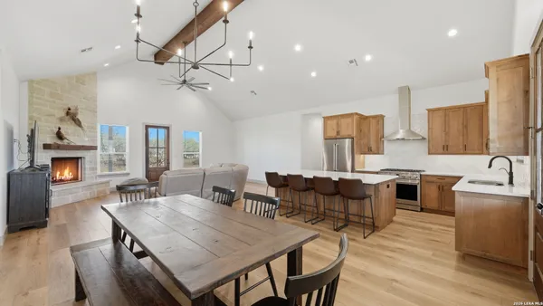 $779,777 | 1130 Church, Seguin, TX 78155