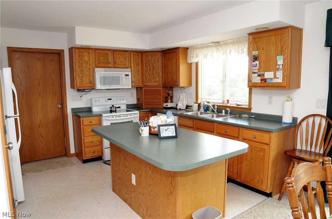 66450 Larrick Ridge Road Cambridge, OH 43725 - Photo 9 of 27