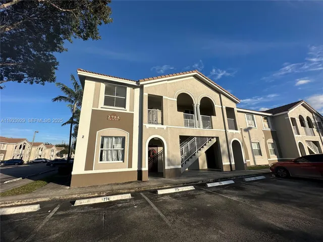$1,900 | 2755 Southeast 16th Avenue, Unit 200, Homestead, FL 33035