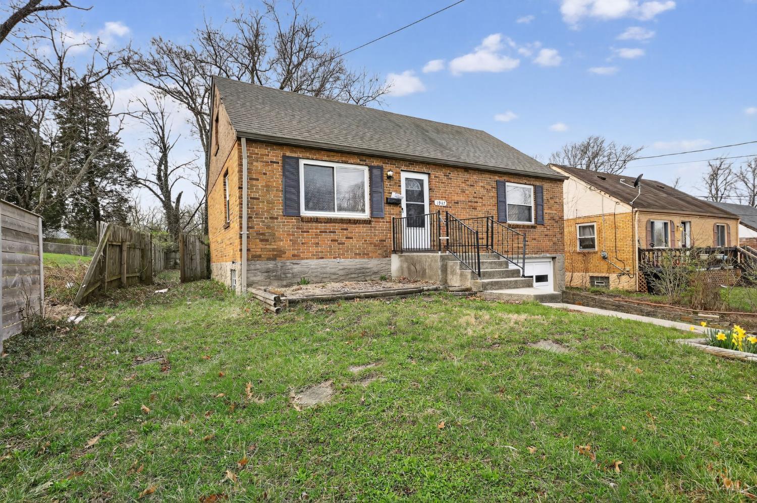 1947 West North Bend Road Cincinnati, OH 45224 - Photo 2 of 30
