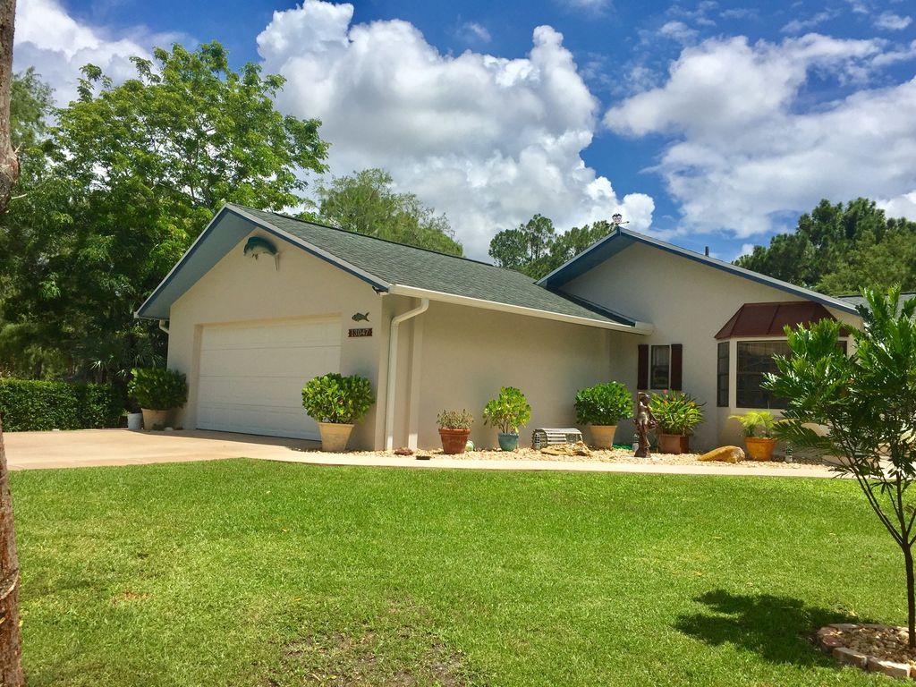 13047 42nd Road North Royal Palm Beach, FL 33411 - Photo 2 of 34 42ndRdNfront5