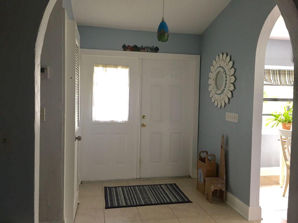 13047 42nd Road North Royal Palm Beach, FL 33411 - Photo 5 of 34 42ndRdNentry