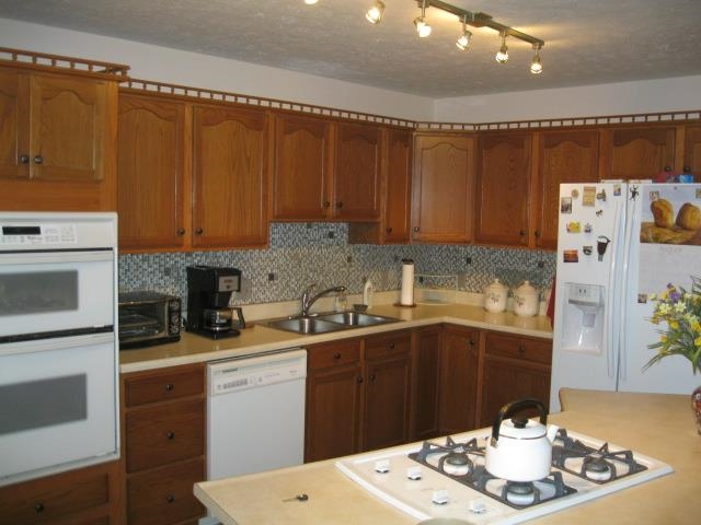 3302 Westward Road Spencer, IN 47460 - Photo 3 of 16