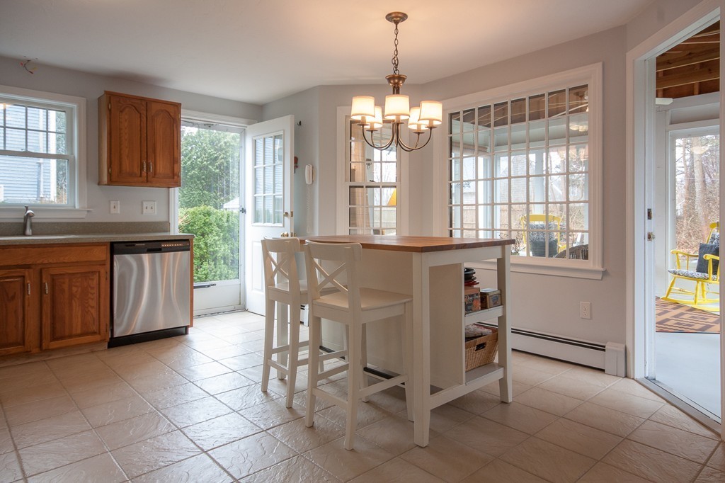 118 Edward Road Marshfield, MA 02050 - Photo 3 of 23 Gallery Image 3