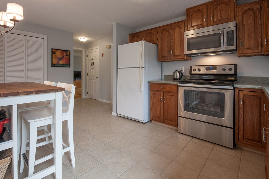 118 Edward Road Marshfield, MA 02050 - Photo 4 of 23 Gallery Image 4
