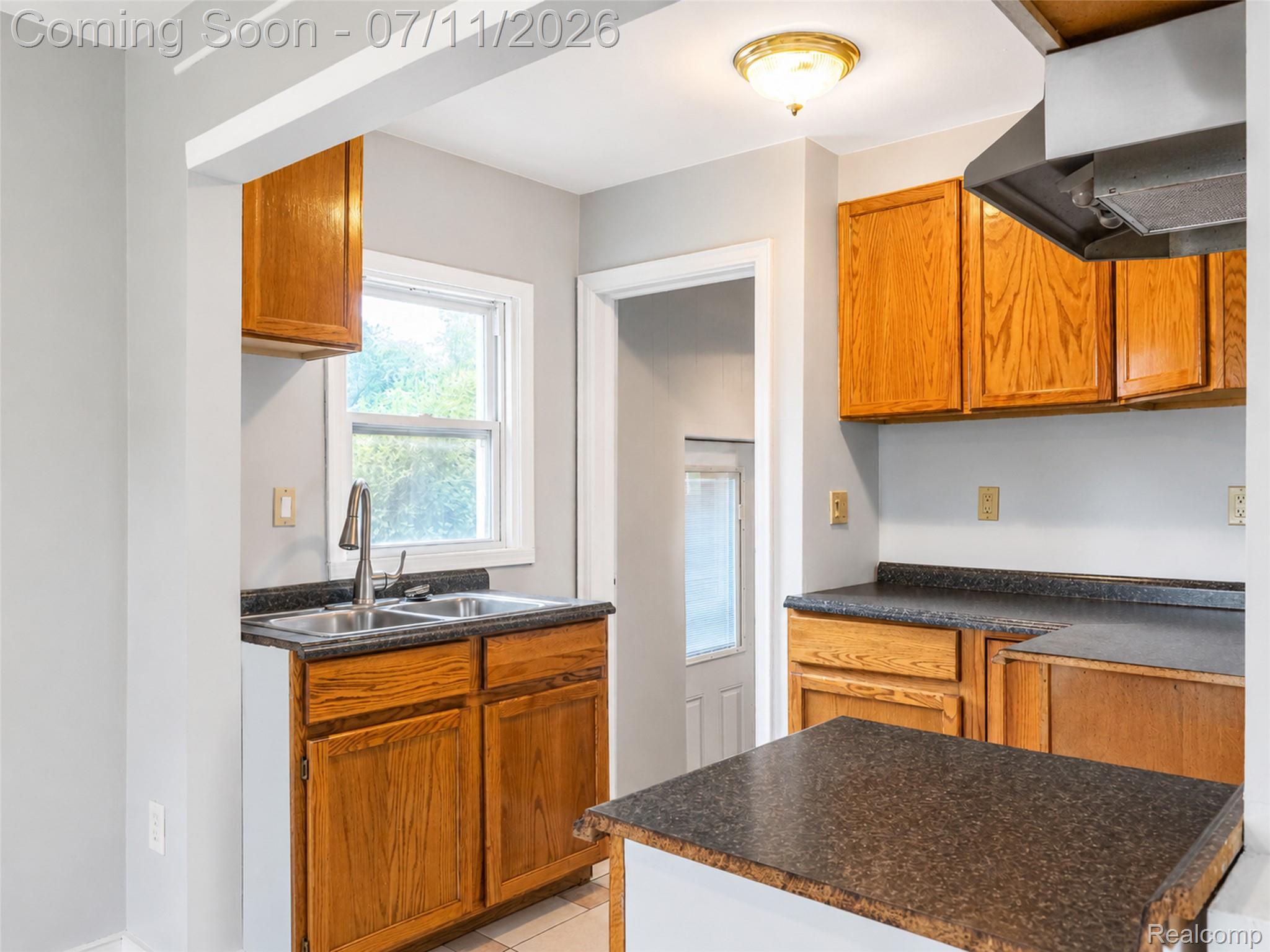4855 Hatchery Road Waterford, MI 48329 - Photo 4 of 29 HatcheryRd_4855-14-ai.jpg