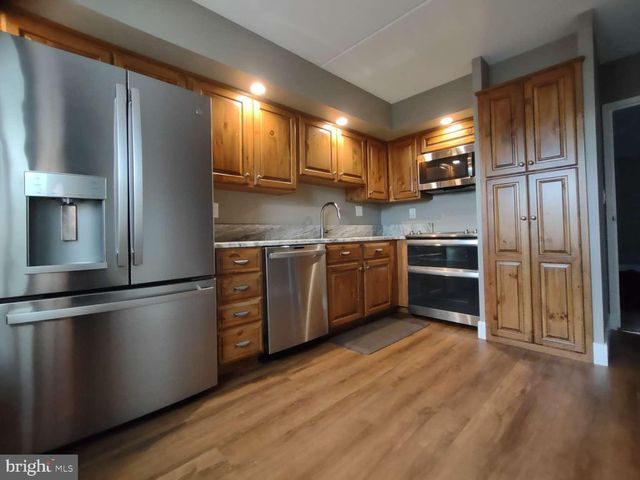 $325,000 | 200 Lombard Street, Unit 508, Philadelphia, PA 19147