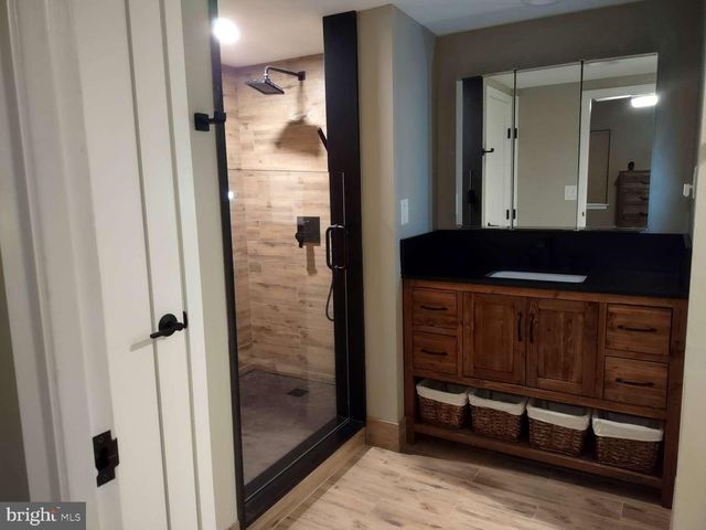 $325,000 | 200 Lombard Street, Unit 508, Philadelphia, PA 19147