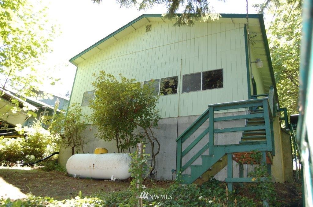9948 Johnson Point Road Northeast Olympia, WA 98516 - Photo 10 of 25 Gallery Image 10
