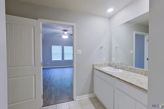 $1,860 | Undisclosed Address, Lafayette, LA 70507