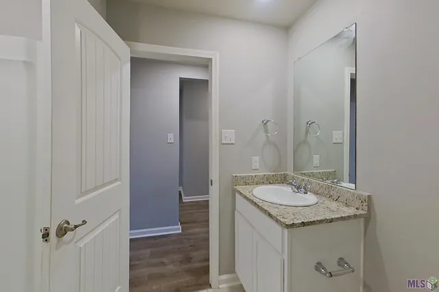 $1,860 | Undisclosed Address, Lafayette, LA 70507