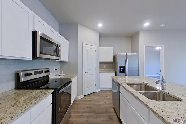 $1,760 | 108 Yardley Court, Lafayette, LA 70507