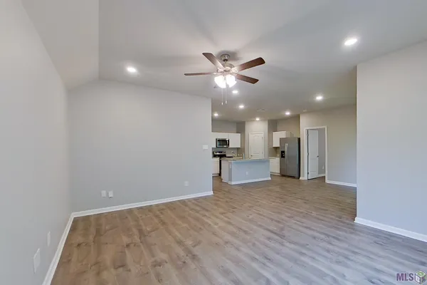 $1,760 | 108 Yardley Court, Lafayette, LA 70507