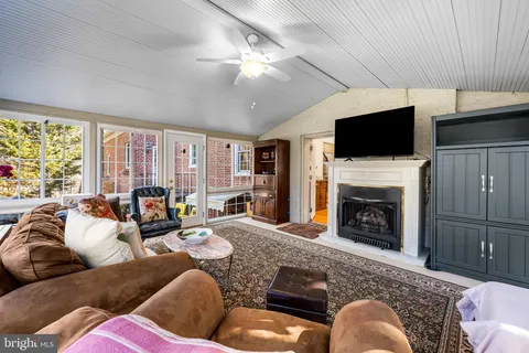 $869,000 | 5514 Boxhill Lane, Baltimore, MD 21210