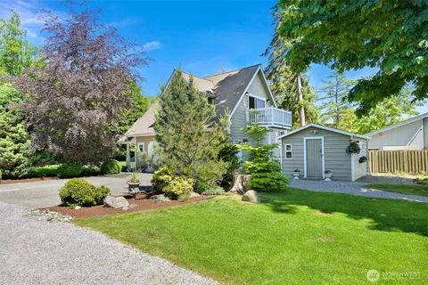 $1,039,000 | 5551 Maple Way, Blaine, WA 98230