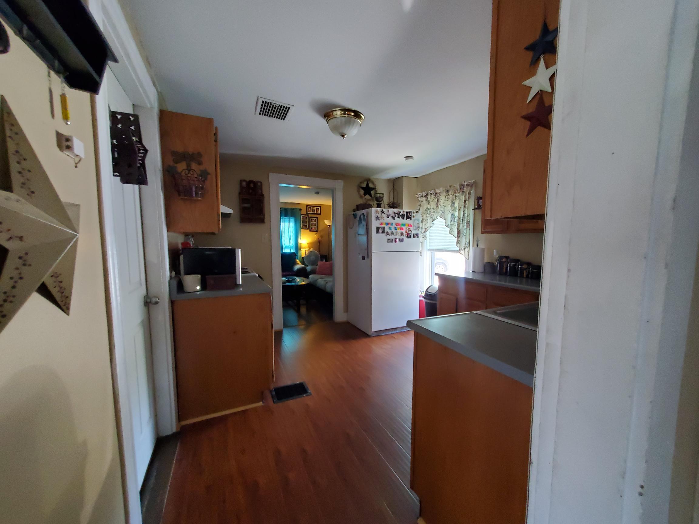 35 Myrtle Street South Paris, ME 04281 - Photo 5 of 28 20210904_151450