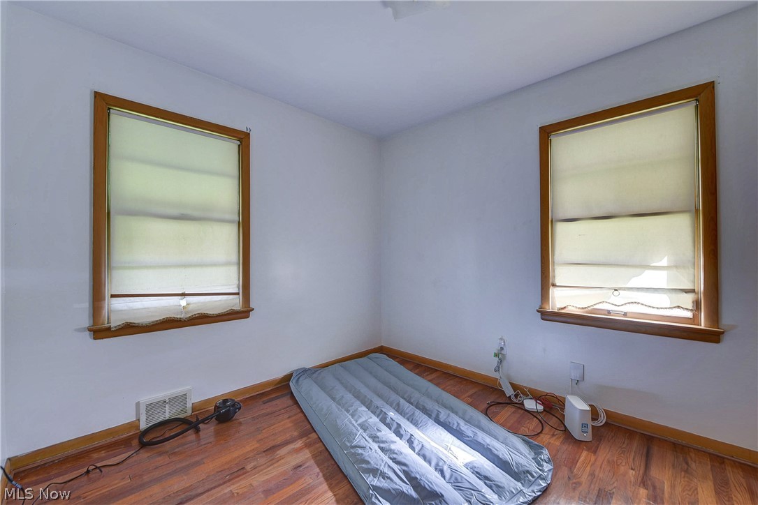 9321 Alexander Road Garfield Heights, OH 44125 - Photo 11 of 26