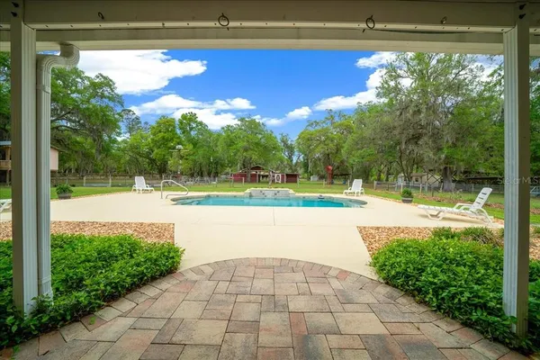 $973,317 | 11831 Southwest Highway 484, Dunnellon, FL 34432
