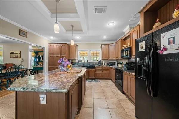 $973,317 | 11831 Southwest Highway 484, Dunnellon, FL 34432