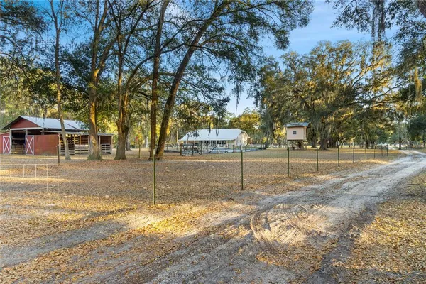 $975,317 | 11831 Southwest Highway 484, Dunnellon, FL 34432