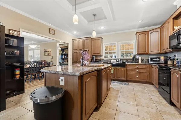 $975,317 | 11831 Southwest Highway 484, Dunnellon, FL 34432