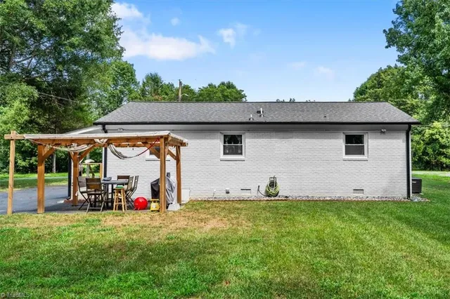 $259,000 | 200 New Street, Liberty, NC 27298