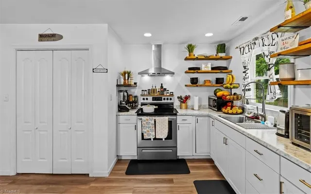 $259,000 | 200 New Street, Liberty, NC 27298