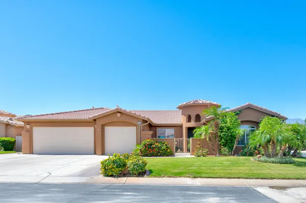 $675,000 | 81129 La Reina Circle, Indio, CA 92201
