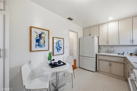 $950,000 | 1911 Snowden Avenue, Long Beach, CA 90815