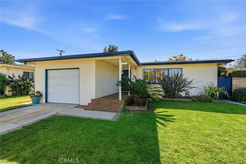 $950,000 | 1911 Snowden Avenue, Long Beach, CA 90815