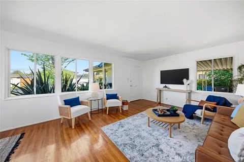 $950,000 | 1911 Snowden Avenue, Long Beach, CA 90815