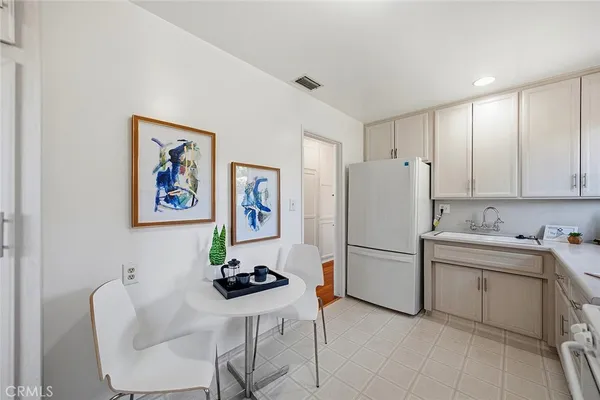 $950,000 | 1911 Snowden Avenue, Long Beach, CA 90815