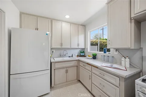 $950,000 | 1911 Snowden Avenue, Long Beach, CA 90815
