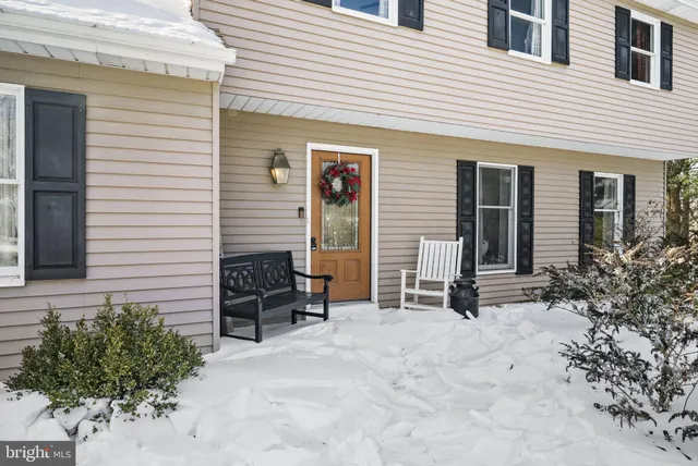 a view of a house with patio