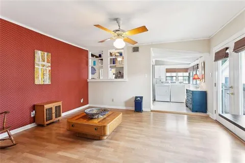 $315,000 | 403 Athania Parkway, Metairie, LA 70001