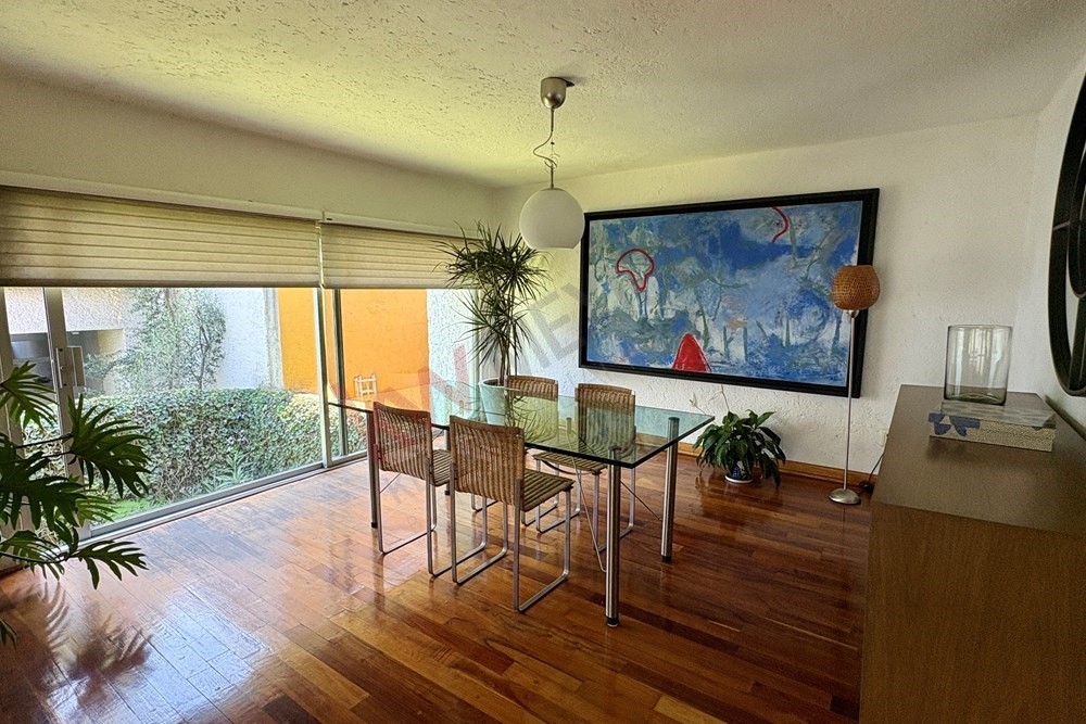 7 Magnolia Northampton, undefined 01060 - Photo 4 of 30 a dining room with wooden floor glass table and chairs
