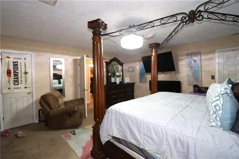 $210,000 | 9396 Forest Knoll Drive, Jonesboro, GA 30238