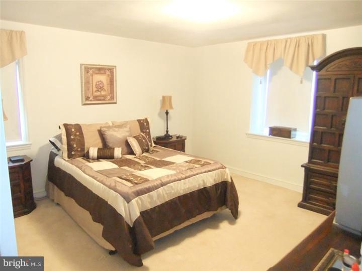 374 East Springfield Road Springfield, PA 19064 - Photo 12 of 25
