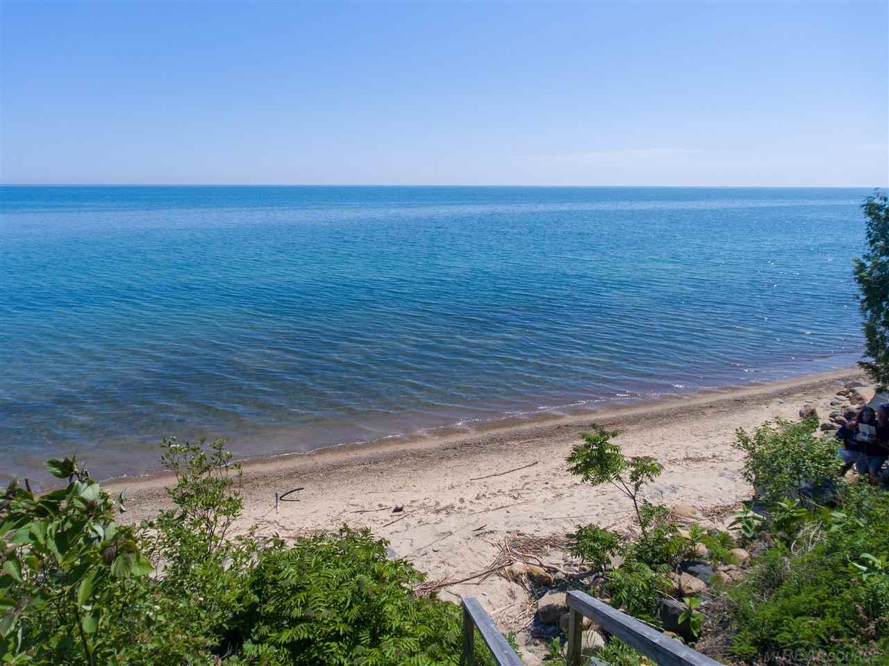 5824 North Lakeshore Road Deckerville, MI 48427 - Photo 5 of 36